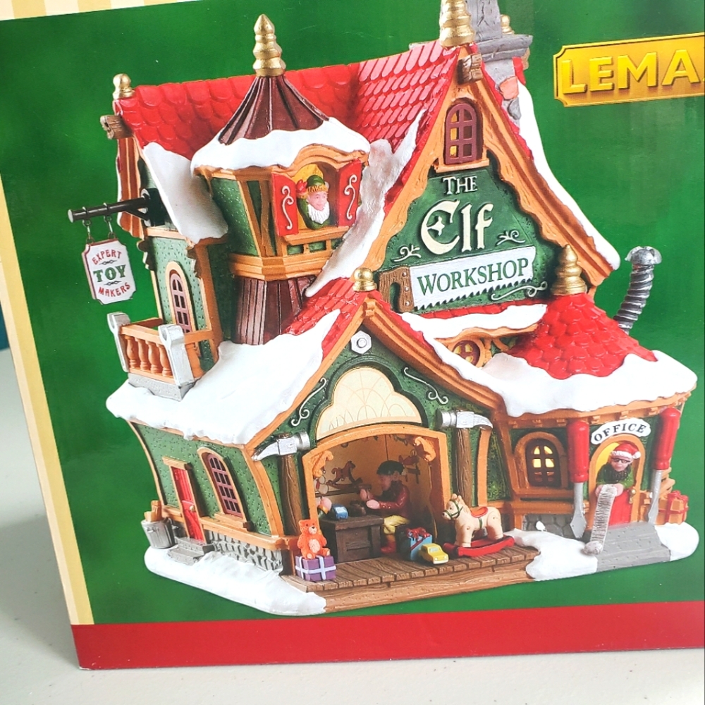 Lemax christmas house